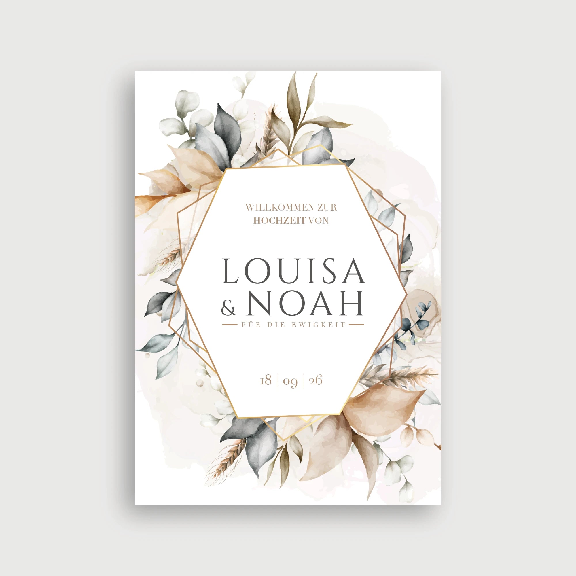 Willkommensschild Hochzeit Herbstliebe – goldener geometrischer Hexagon-Rahmen umgeben von üppigem Aquarell-Blattkranz in Dusty Blue, Terrakotta und Sage Green mit zartem Blush-Aquarell