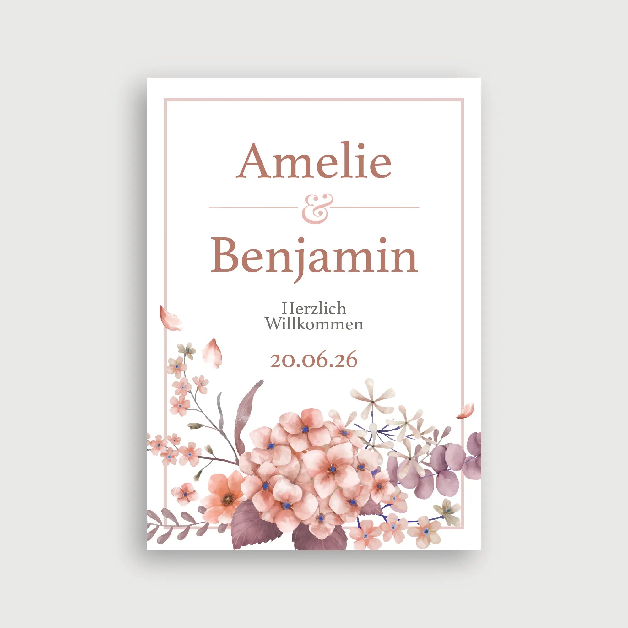 Willkommensschild Hochzeit Frühlingsgefühle – romantisches Aquarell-Design mit Hortensien in Koralle und Lavendel auf weißem Hintergrund mit zartem rosa Rahmen