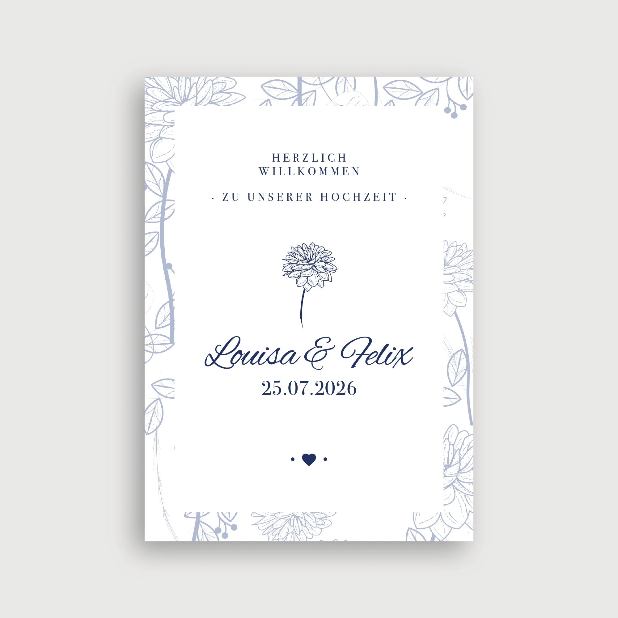 Willkommensschild Hochzeit Wiesenliebe  – romantisches Design mit umlaufendem Dahlien-Line-Art-Rahmen in zartem Dusty Blue, zentraler Navy-Dahlie und eleganter Kalligrafie auf weißem Hintergrund